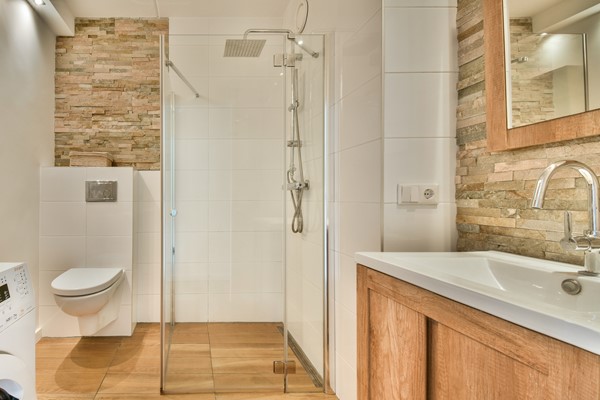 Medium property photo - Hoofdweg, 1058 BB Amsterdam